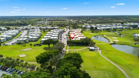 433 Flanders J Delray Beach FL 33484