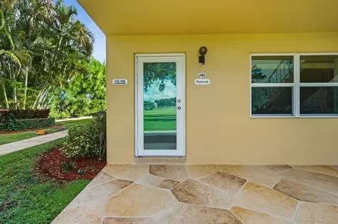 433 Flanders J Delray Beach FL 33484