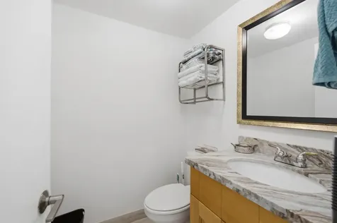 433 Flanders J Delray Beach FL 33484