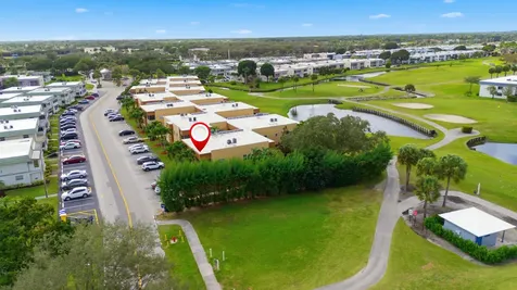 433 Flanders J Delray Beach FL 33484