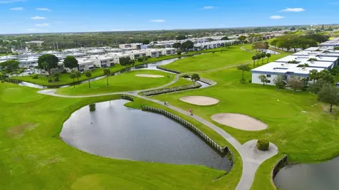 433 Flanders J Delray Beach FL 33484
