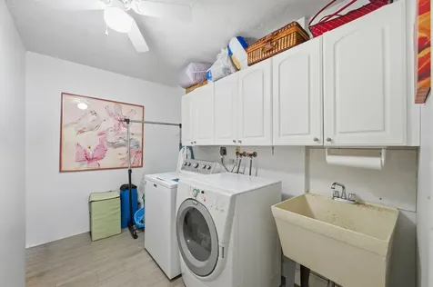 1811 Nw 119th Avenue Pembroke Pines FL 33026
