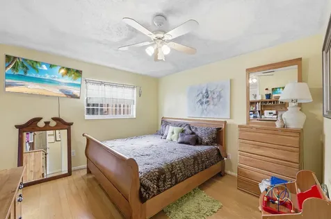 1811 Nw 119th Avenue Pembroke Pines FL 33026
