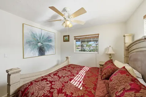 1811 Nw 119th Avenue Pembroke Pines FL 33026