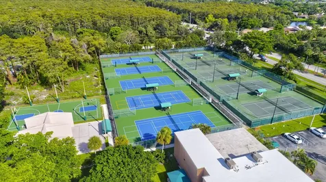 4450 Nw 30th Street Coconut Creek FL 33066