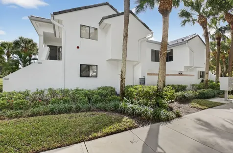 15322 Strathearn Drive Delray Beach FL 33446