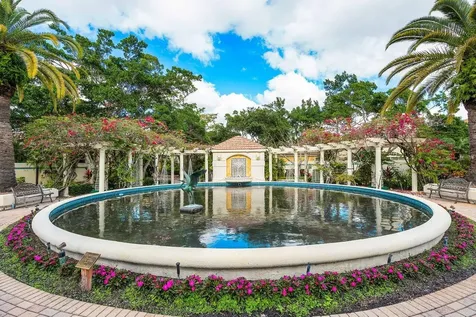27 Via Del Corso Palm Beach Gardens FL 33418