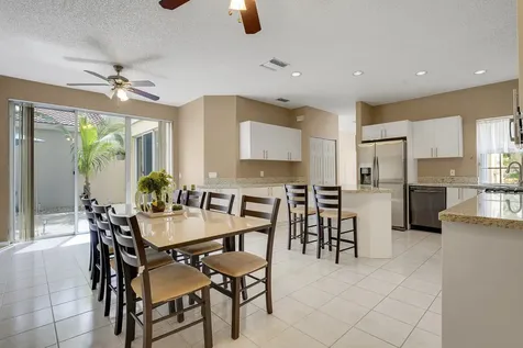 27 Via Del Corso Palm Beach Gardens FL 33418