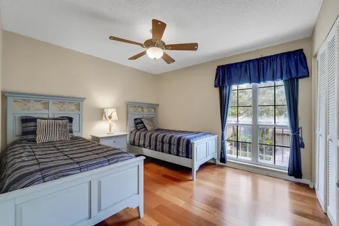 27 Via Del Corso Palm Beach Gardens FL 33418