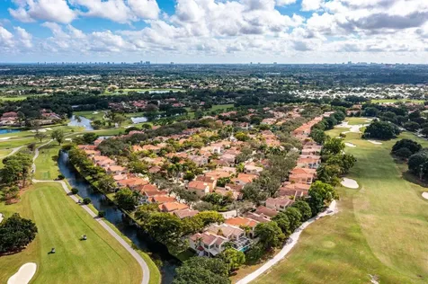 27 Via Del Corso Palm Beach Gardens FL 33418
