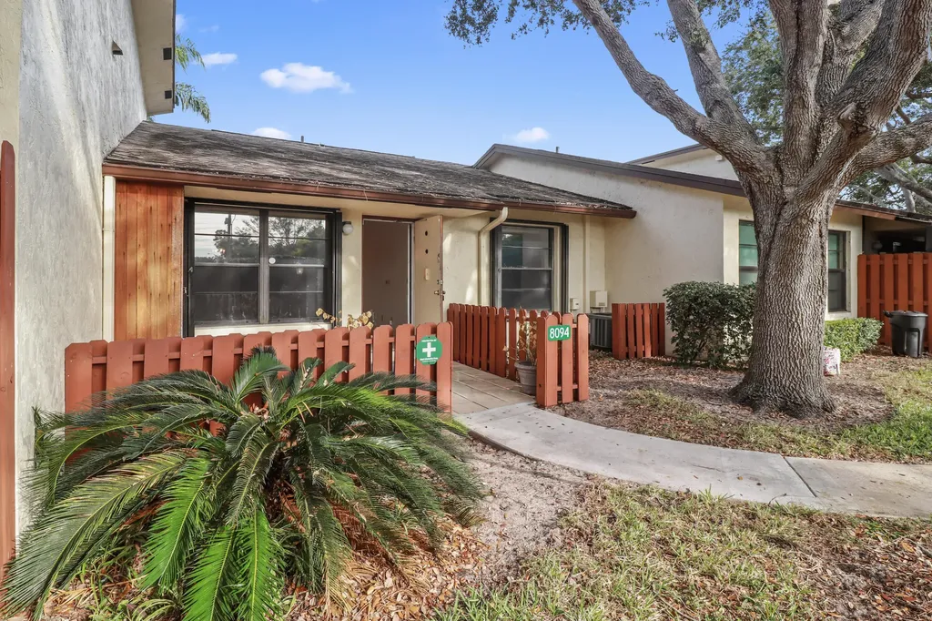 8094 Se Villa Circle Hobe Sound FL 33455