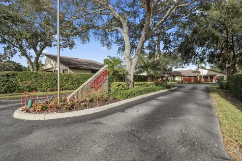 8094 Se Villa Circle Hobe Sound FL 33455
