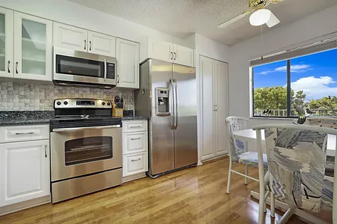6037 Pointe Regal Circle Delray Beach FL 33484