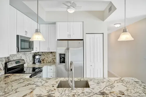 1931 Ne 2nd Street Deerfield Beach FL 33441