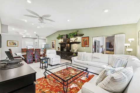 6348 Pointe Pleasant Circle Delray Beach FL 33484