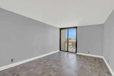 5460 N Ocean Drive Singer Island FL 33404