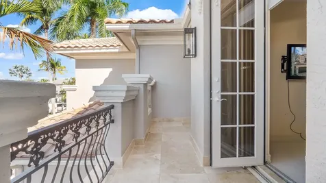 17602 Middle Lake Drive Boca Raton FL 33496