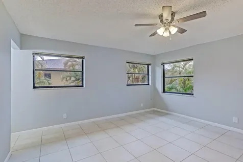 3011 Sw 21st Terrace Delray Beach FL 33445