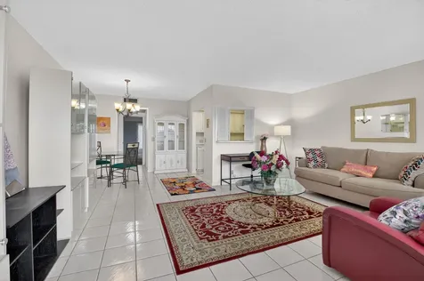 167 Preston D Boca Raton FL 33434