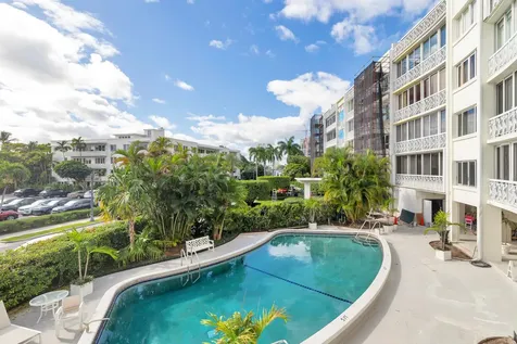 389 S Lake Drive Palm Beach FL 33480
