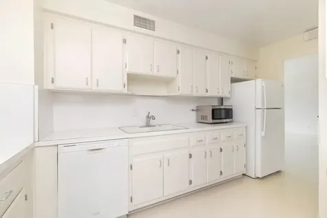 389 S Lake Drive Palm Beach FL 33480