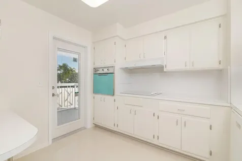 389 S Lake Drive Palm Beach FL 33480