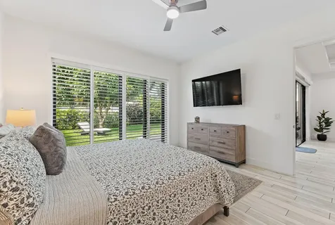 2908 Gin Berry Way West Palm Beach FL 33401