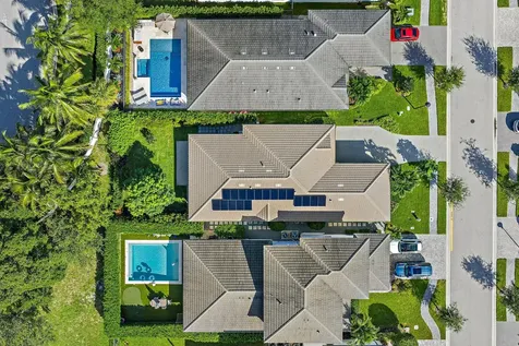 2908 Gin Berry Way West Palm Beach FL 33401