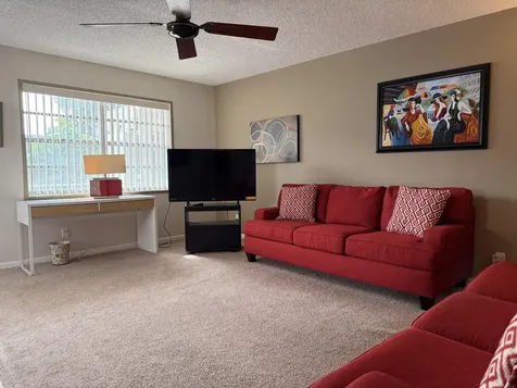 470 Capri J Delray Beach FL 33484