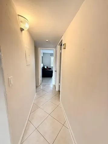470 Capri J Delray Beach FL 33484