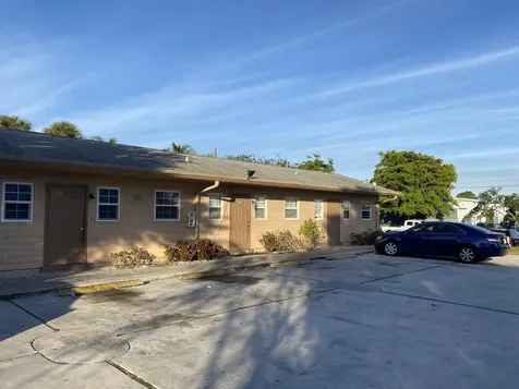 525 S Swinton Avenue Delray Beach FL 33444