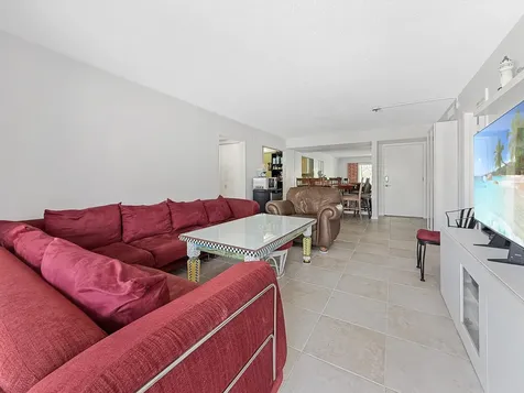 1428 Se 4th Avenue Deerfield Beach FL 33441