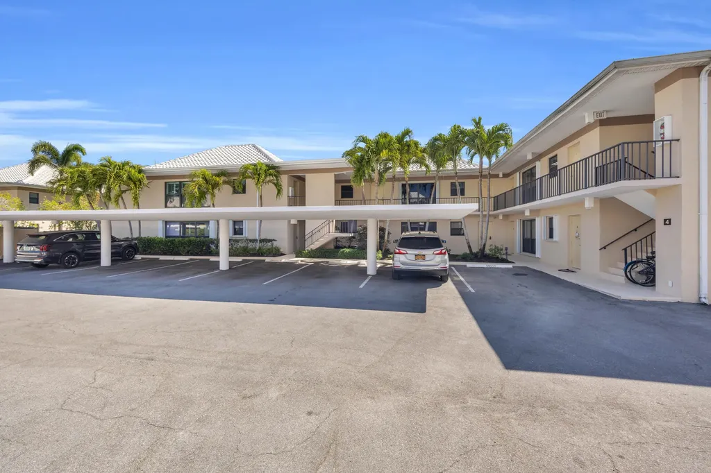 4 Se Turtle Creek Drive Jupiter FL 33469