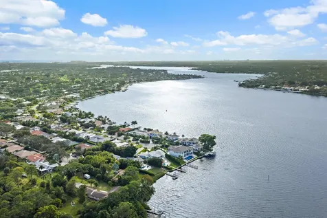 348 River Drive Tequesta FL 33469