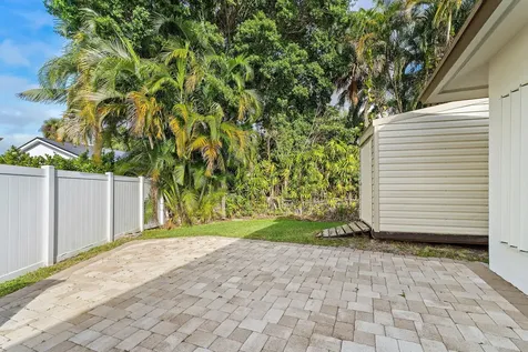 348 River Drive Tequesta FL 33469