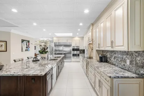10707 El Caballo Court Delray Beach FL 33446