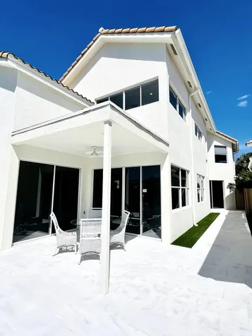 2468 Nw 67th Street Boca Raton FL 33496