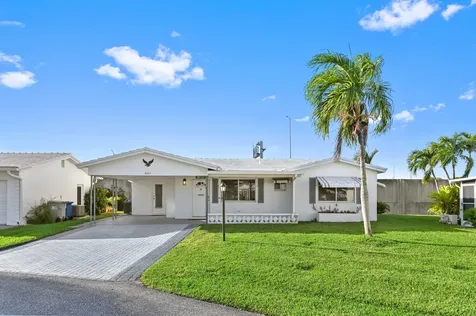 3051 Nw 2nd Avenue Pompano Beach FL 33064