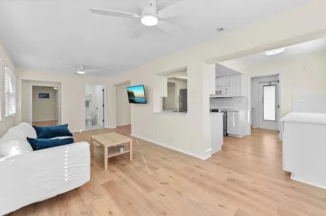 3051 Nw 2nd Avenue Pompano Beach FL 33064