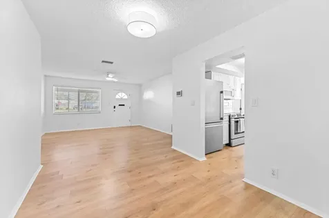 3051 Nw 2nd Avenue Pompano Beach FL 33064