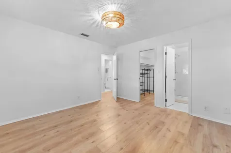 3051 Nw 2nd Avenue Pompano Beach FL 33064