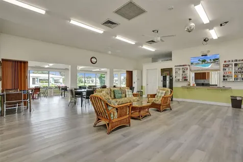 3051 Nw 2nd Avenue Pompano Beach FL 33064