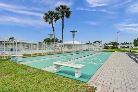 3051 Nw 2nd Avenue Pompano Beach FL 33064