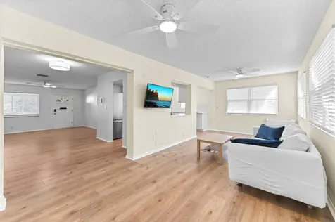 3051 Nw 2nd Avenue Pompano Beach FL 33064