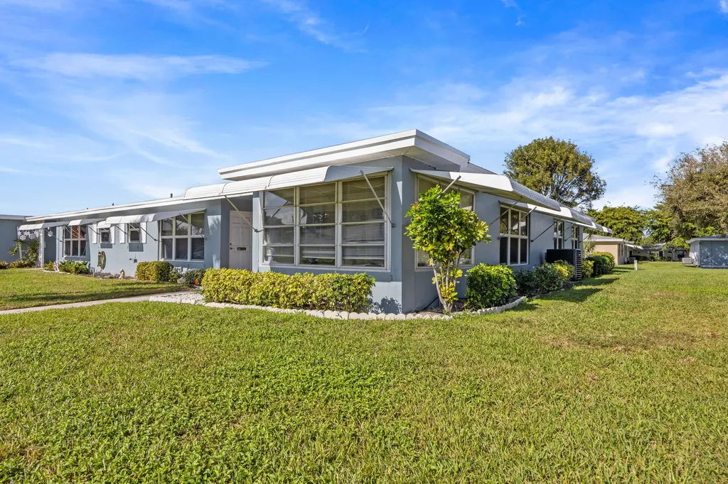 275 High Point Court Boynton Beach FL 33435