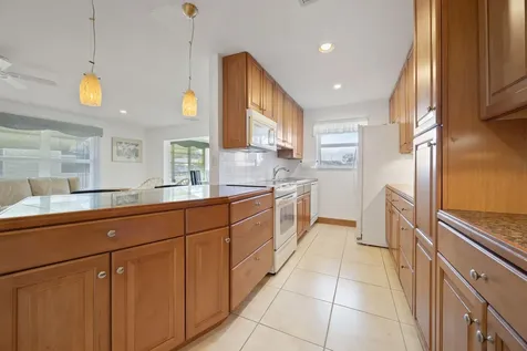 275 High Point Court Boynton Beach FL 33435