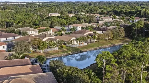 1040 Se Fleming Way Stuart FL 34997