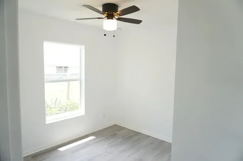 1173 W 28th Street Riviera Beach FL 33404