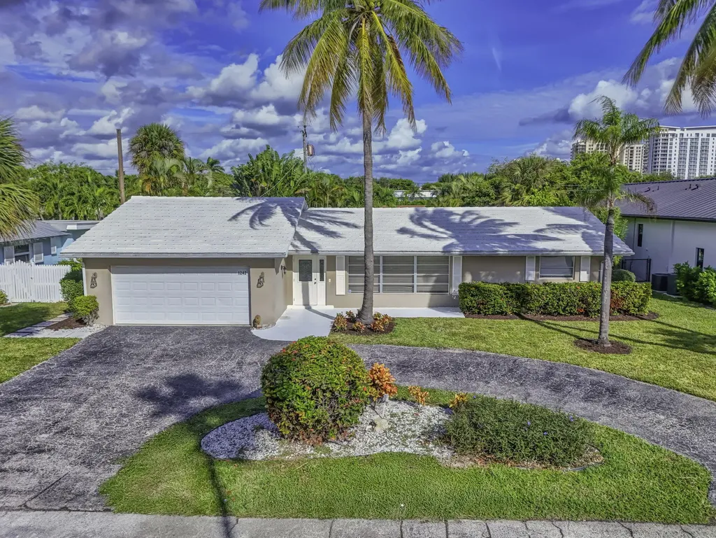 1242 N Harbor Drive Singer Island FL 33404
