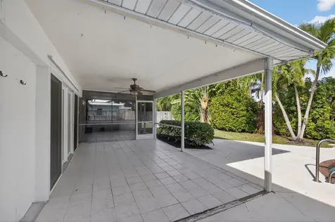 1242 N Harbor Drive Singer Island FL 33404